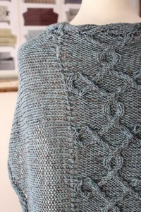 Aegean Sea shawl knitting pattern by Julia Riede