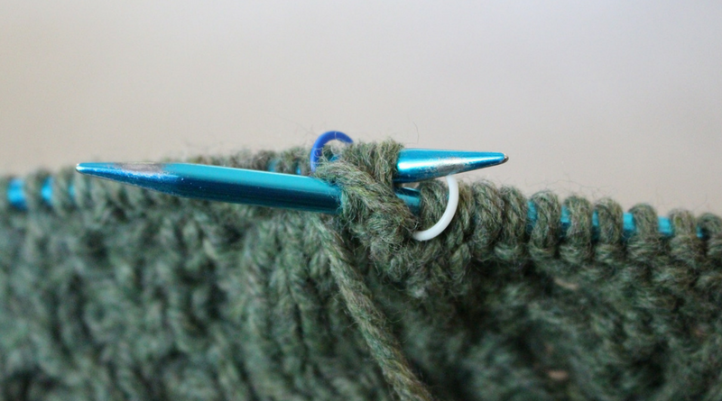 Knitting Cables Without a Cable Needle