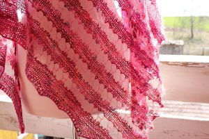 Love Pink shawl knitting pattern