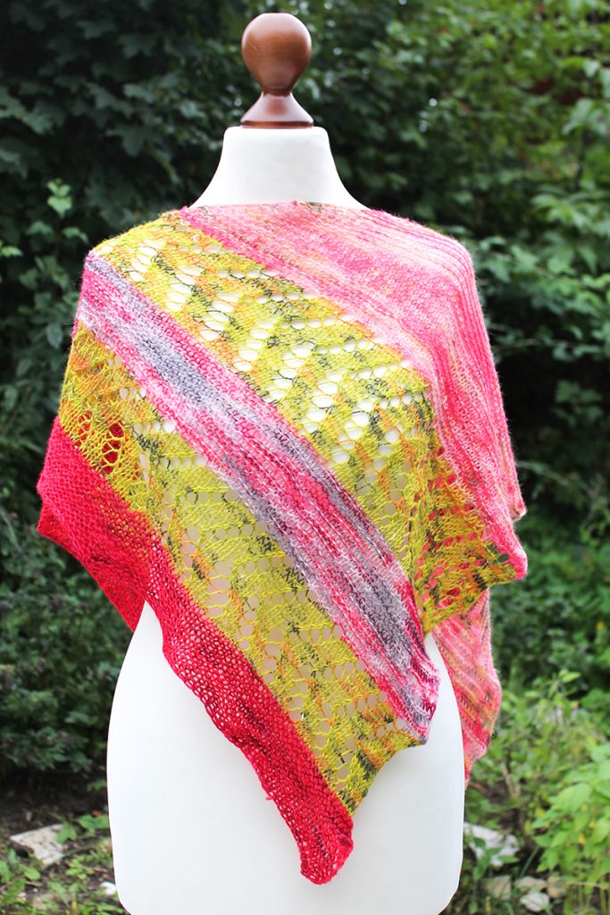 Spirotaenia Condensata shawl knitting pattern